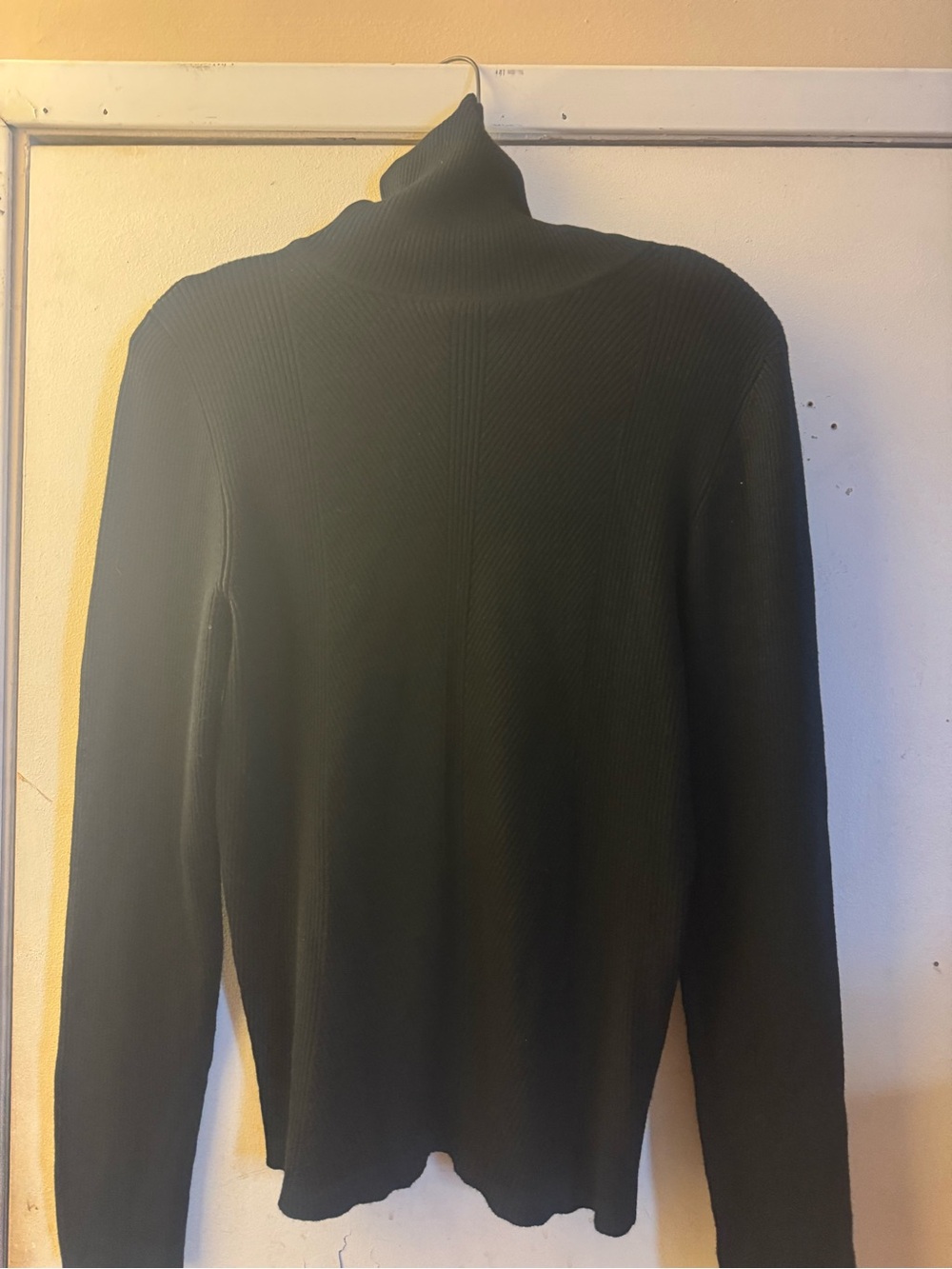 Hillard & Hanson Black Ribbed Turtleneck Sweater